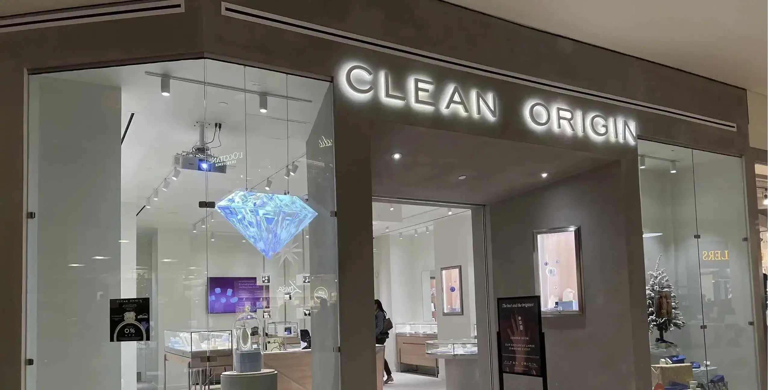 Clear Origin Store in Tysons Corner, Virginia