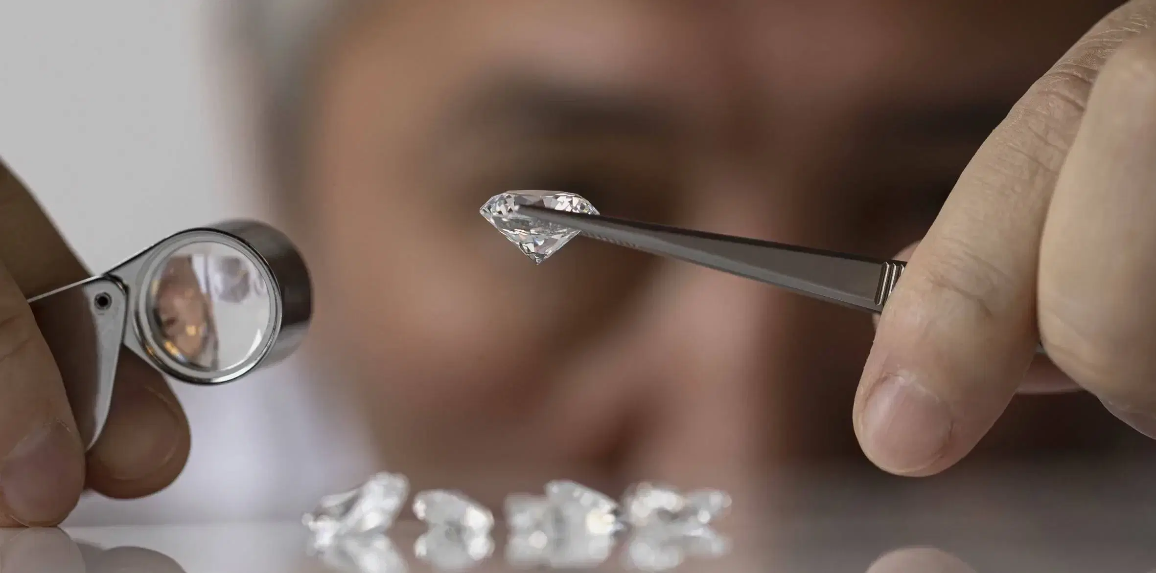 Diamond Prices Chart to Calculate 2024 Value & Worth