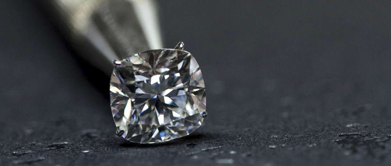 cushion cut diamond